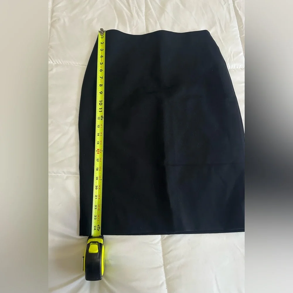 New SPANX Shaping Pencil Skirt Sz Large in Classic Black - Picture 5 of 6